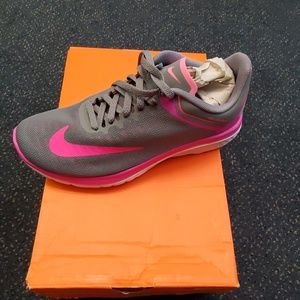 Nike FS Lite Run 4